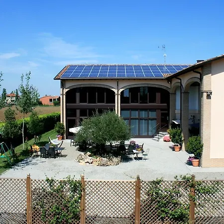 阿加兰德农家乐 *